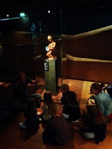 yeamdus_QuaiBranly1_déc14